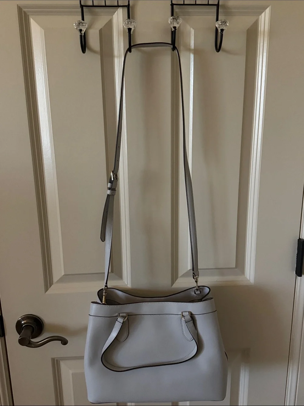 Kate Spade Women's Classic Light Gray Crossbody Bag EUC